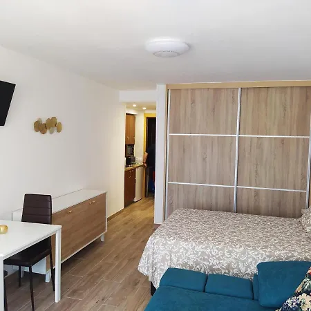 Recien Reformado, Fire Stick Amazon, Wifi, 2 Pers, Centrico, 20 M Playa Apartment *